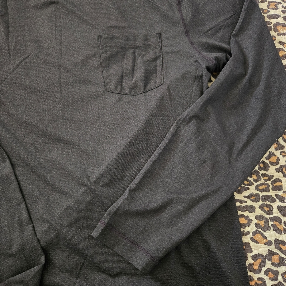 Vuori Tradewind Performance Long Sleeve Shirt Size X-Large - Picture 2 of 5